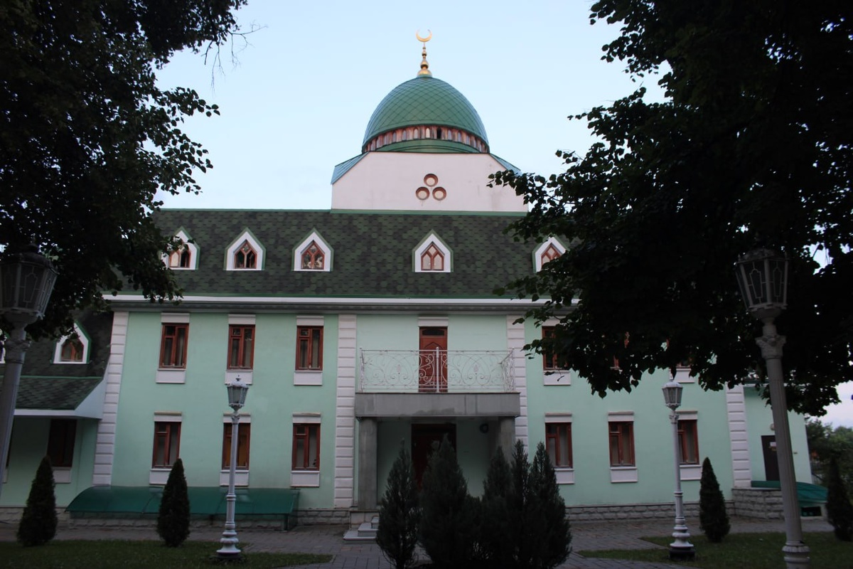 Муфтий раскритиковал жителей за равнодушие к своей инициативе по созданию первого в России исламского стримингового сервиса..  Фото: Ксения Кобалия