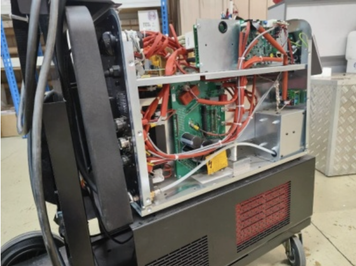 Компоновка узлов в сварочном аппарате CEBORA