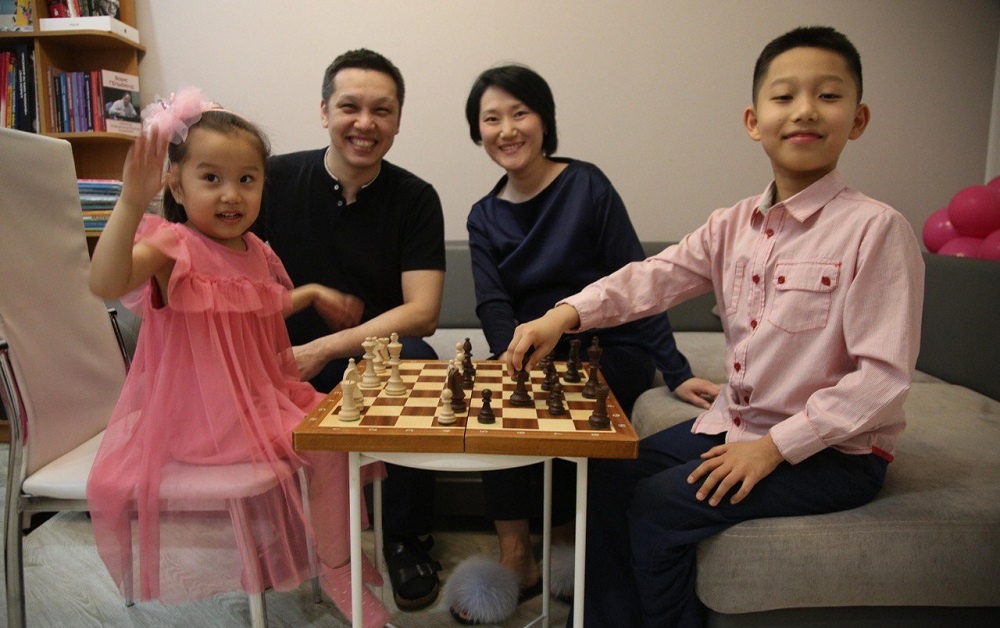    Маленький гигант больших шахмат