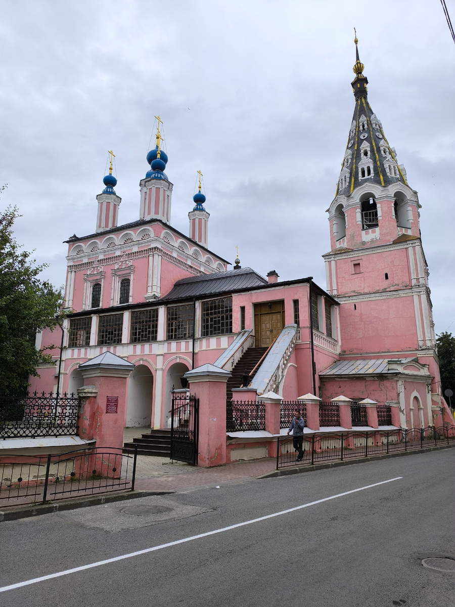 Свято-Георгиевский собор (ул. Баумана, 14)