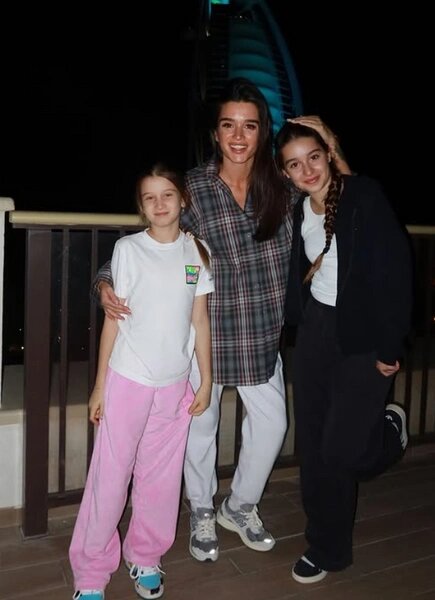 Ксения Бородина с дочками Марусей и Теоной