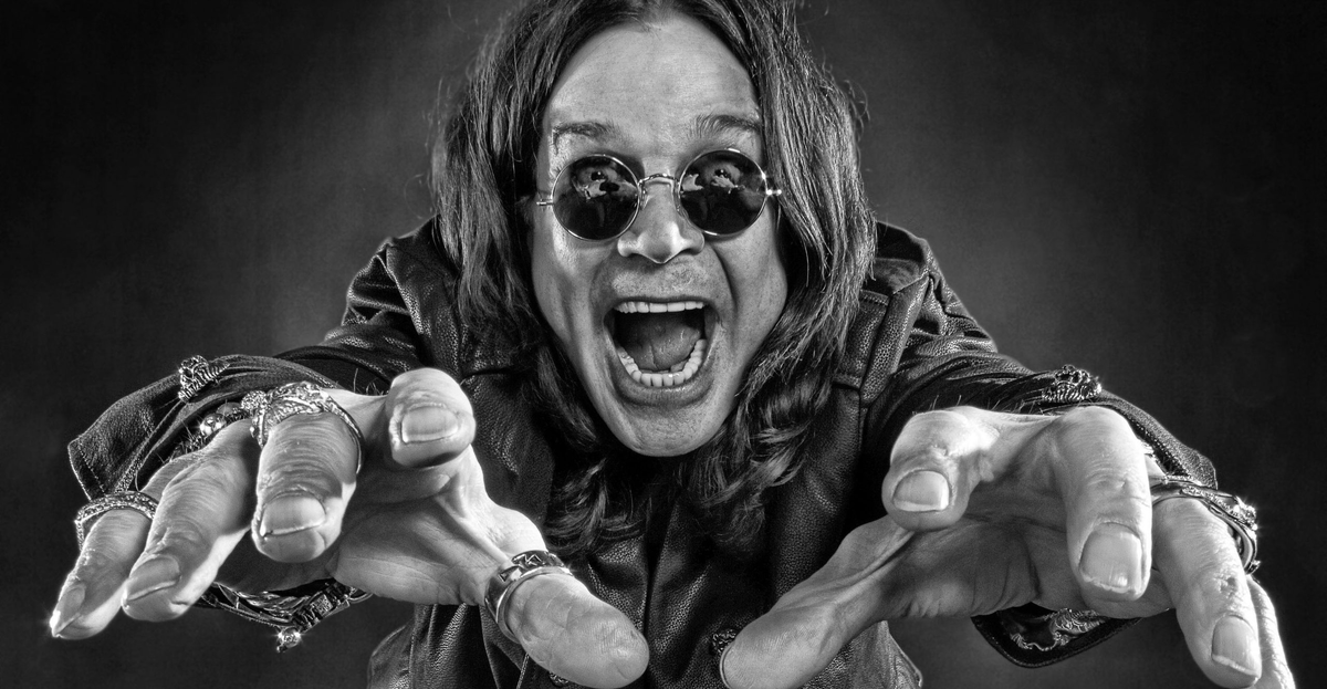 «Я не горжусь чем бы то ни было в своей жизни. Я не горжусь тем, что я недоучка. Я не горжусь тем, что я алкоголик. Я не горжусь тем, что я наркоман. Я не горжусь тем, что откусил голову летучей мыши. Но могло быть хуже. Я мог родиться Стингом»