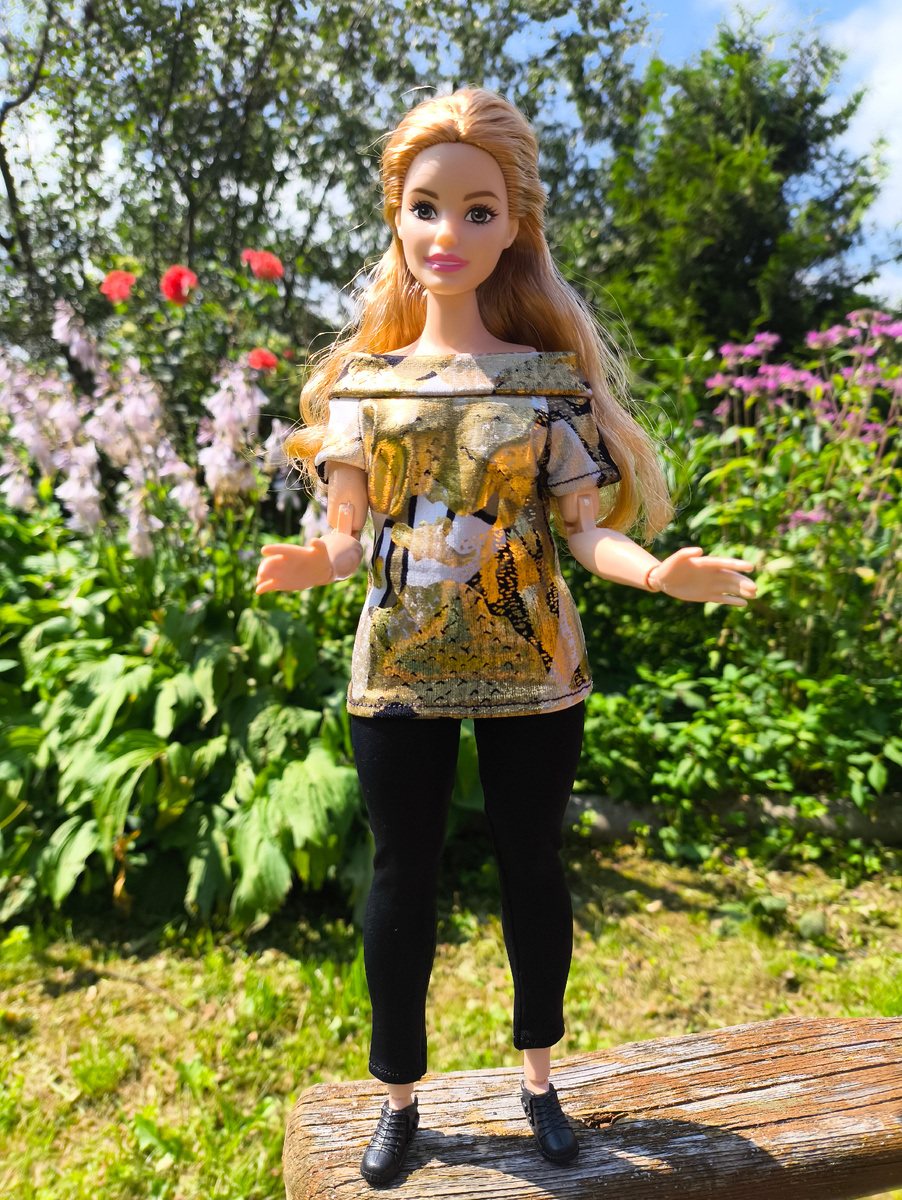 Шарлотта на даче