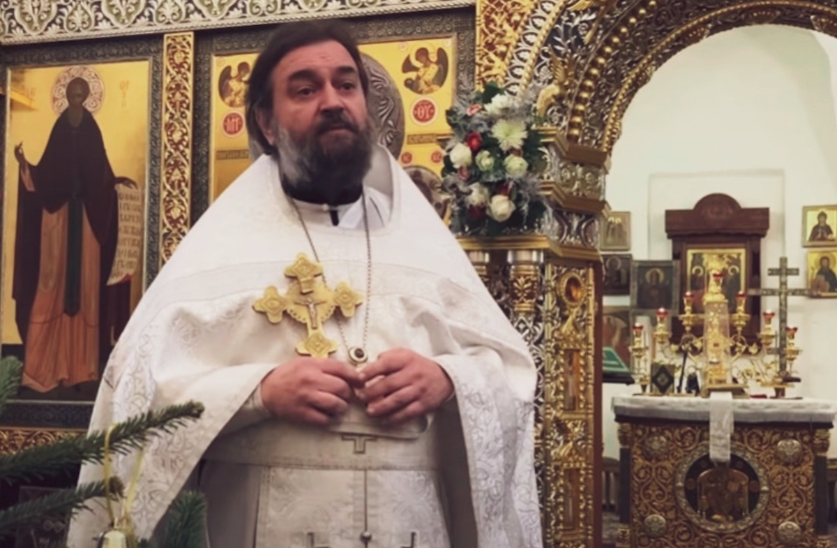 Андрей Ткачёв: «А чтобы вас Бог хранил, чтобы вы не сделали идолопоклонство какое-нибудь, на идольские храмы деньги не жертвуйте».