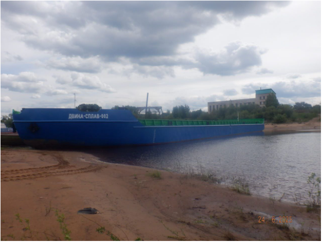   Баржа проекта РЕКГ.107