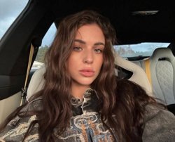     Адель участвовала в шоу с Тимати instagram / adelveigel (владелец компания Meta признана в России экстремистской и запрещена)