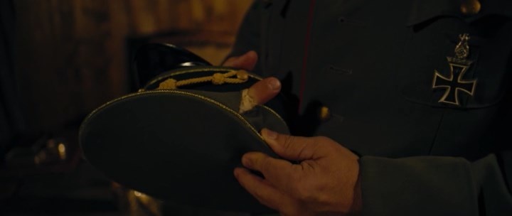 Через неё теперь хорошо вермишель отбрасывать!