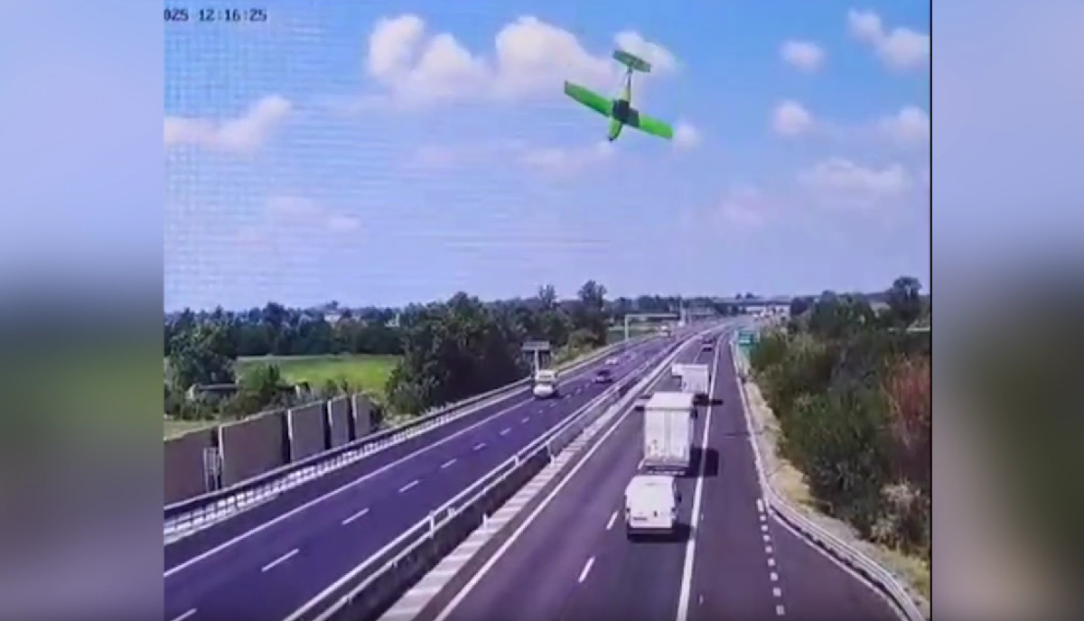     / Источник: Кадр из видео