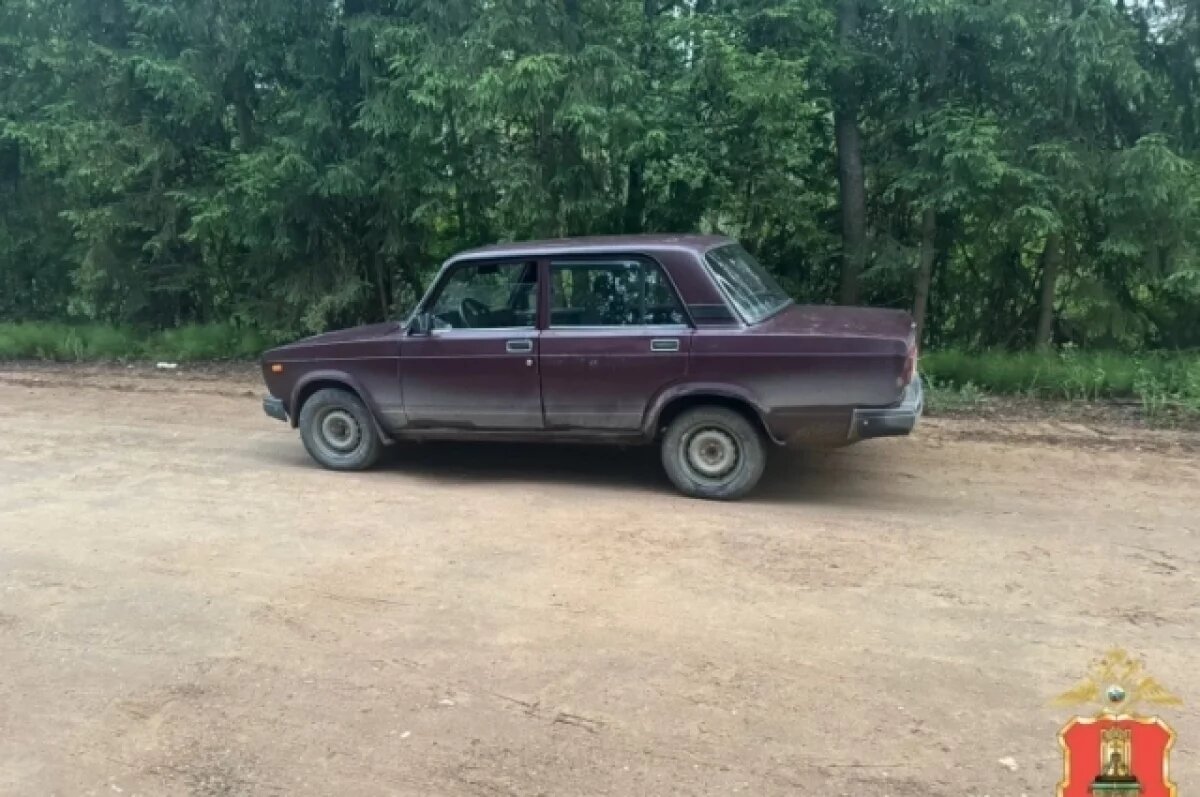    В Нелидове мужчина выпил и взял чужой автомобиль ВАЗ добраться домой