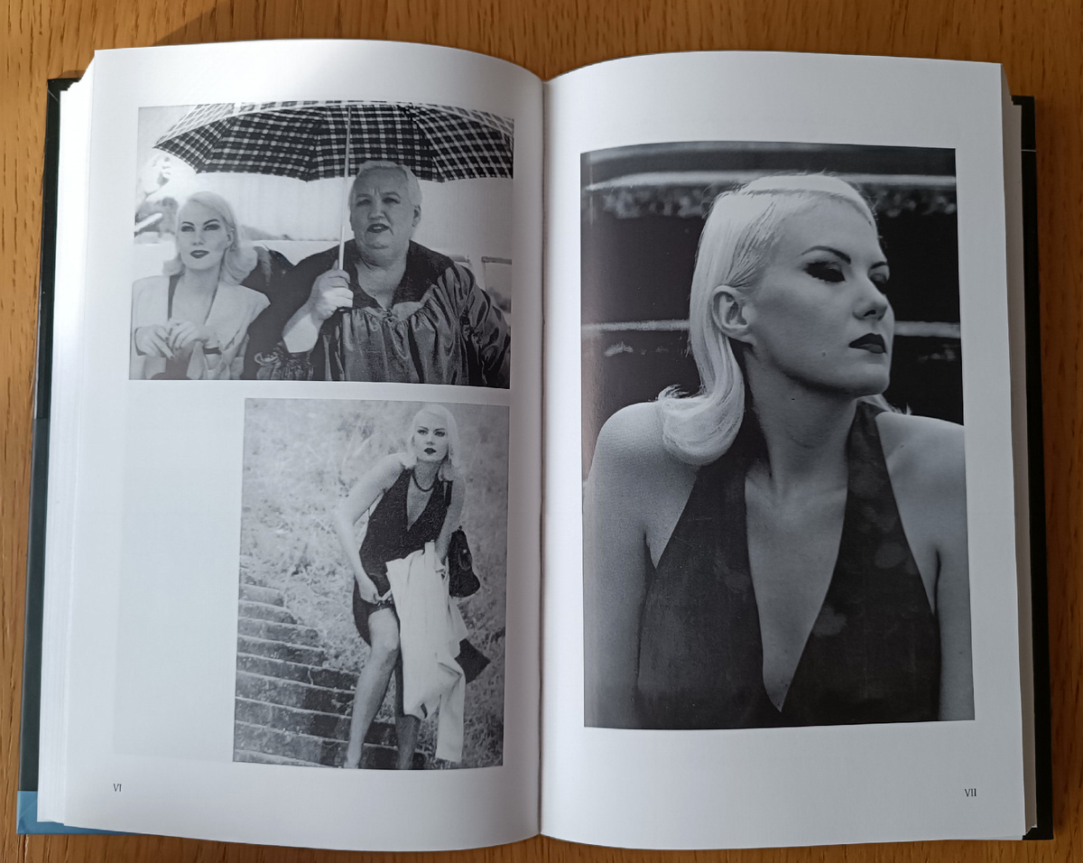 "Три истории"