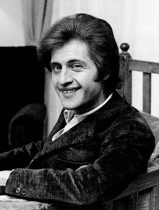 Джо Дассен. Источник изображения: https://fi.pinterest.com/malihealizadeh88/joe-dassin/