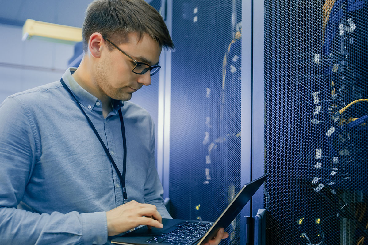 Следить за исправностью инфраструктуры — важная часть работы провайдера. Источник: Shutterstock📷
