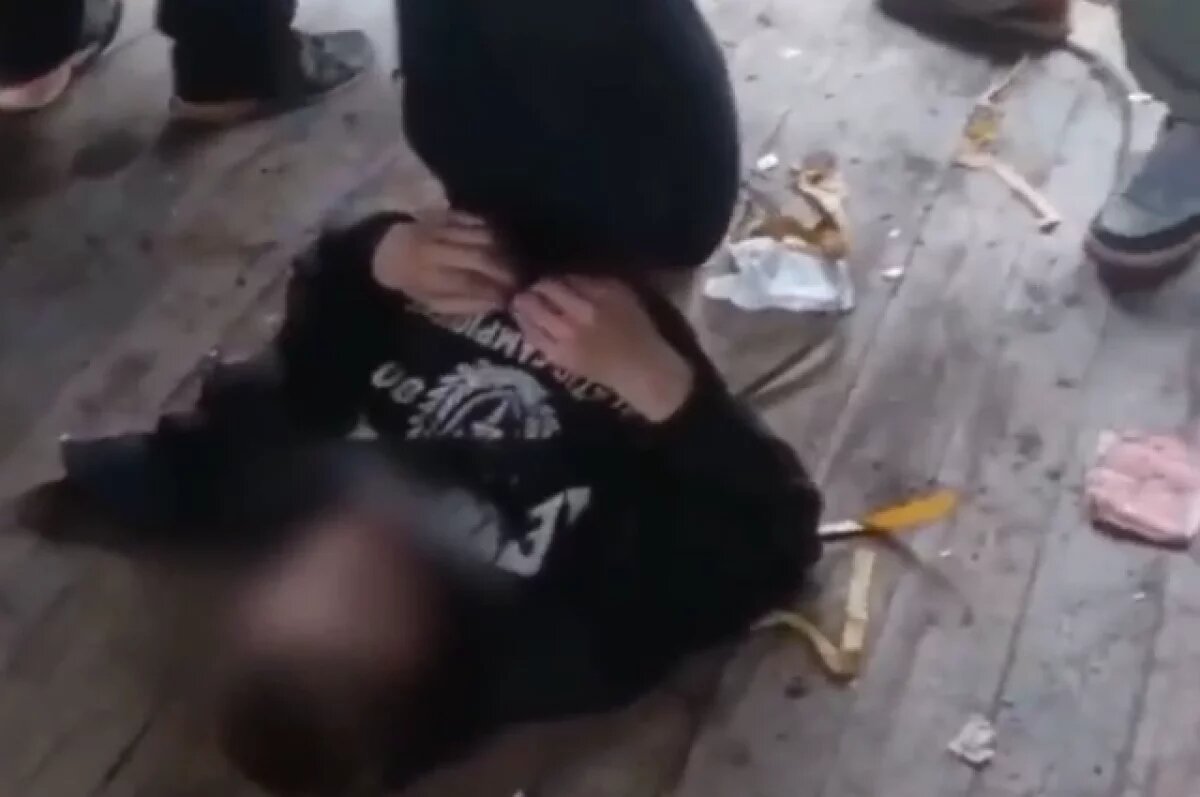    В Мурмашах, где подвесили мальчика, арестовали 16-летнего члена банды