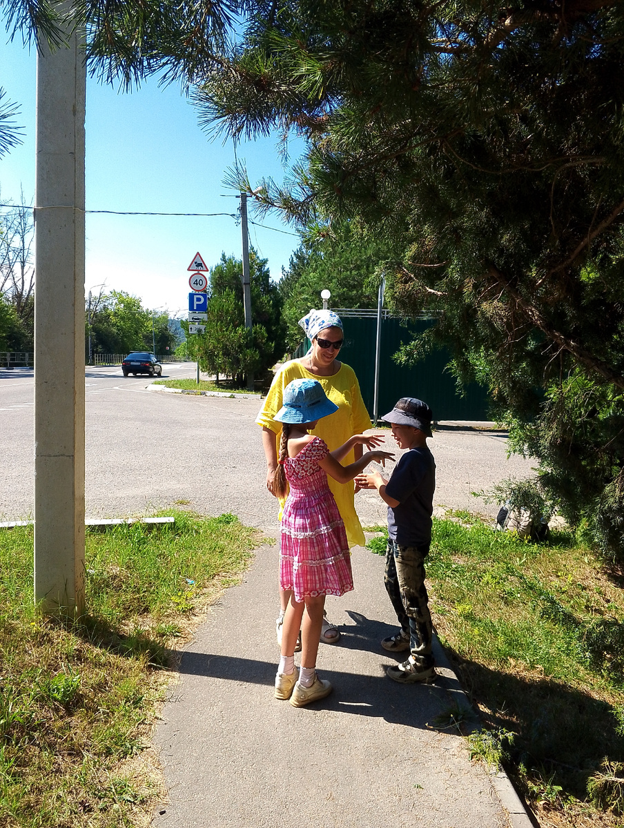 Рядом с «Графством Хаджох» 