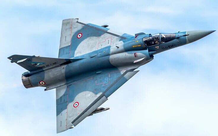    Французский истребитель Mirage 2000