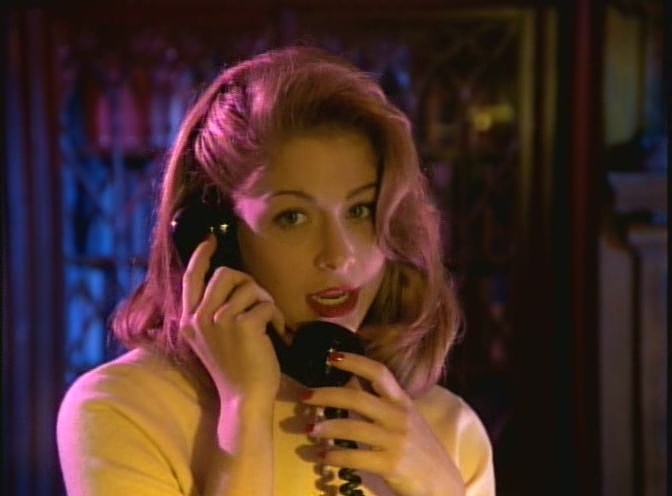 Кадр из фильма «Признание студентки» (1994)