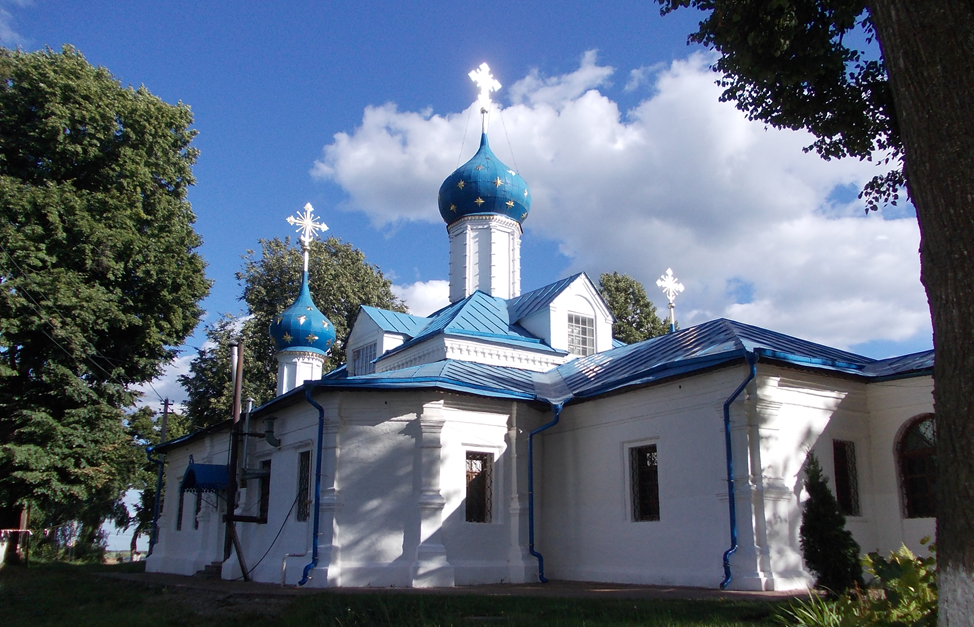 Теперь тот храм в монастыре стал вот таким красивым.Фото автора