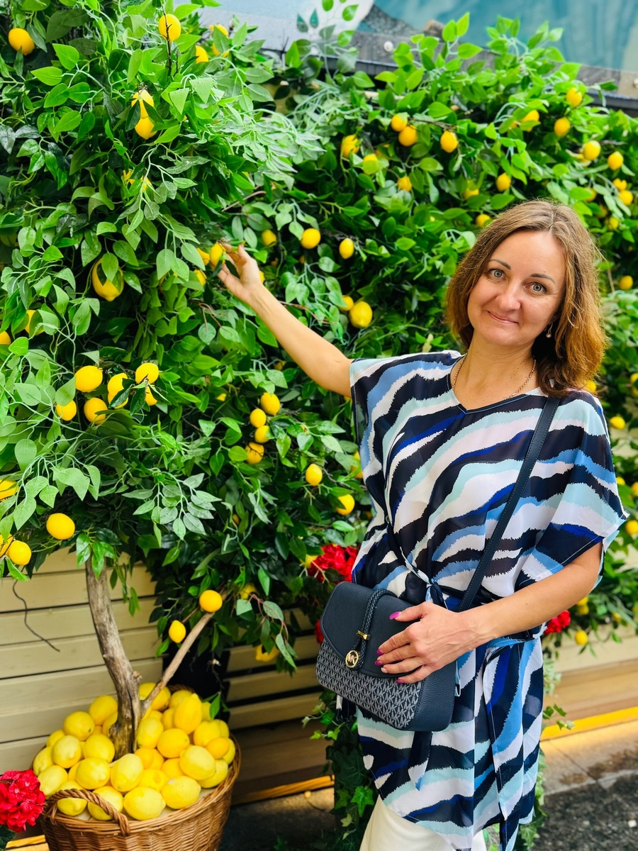 В центре Москвы появилась чудесная фотозона с лимонами