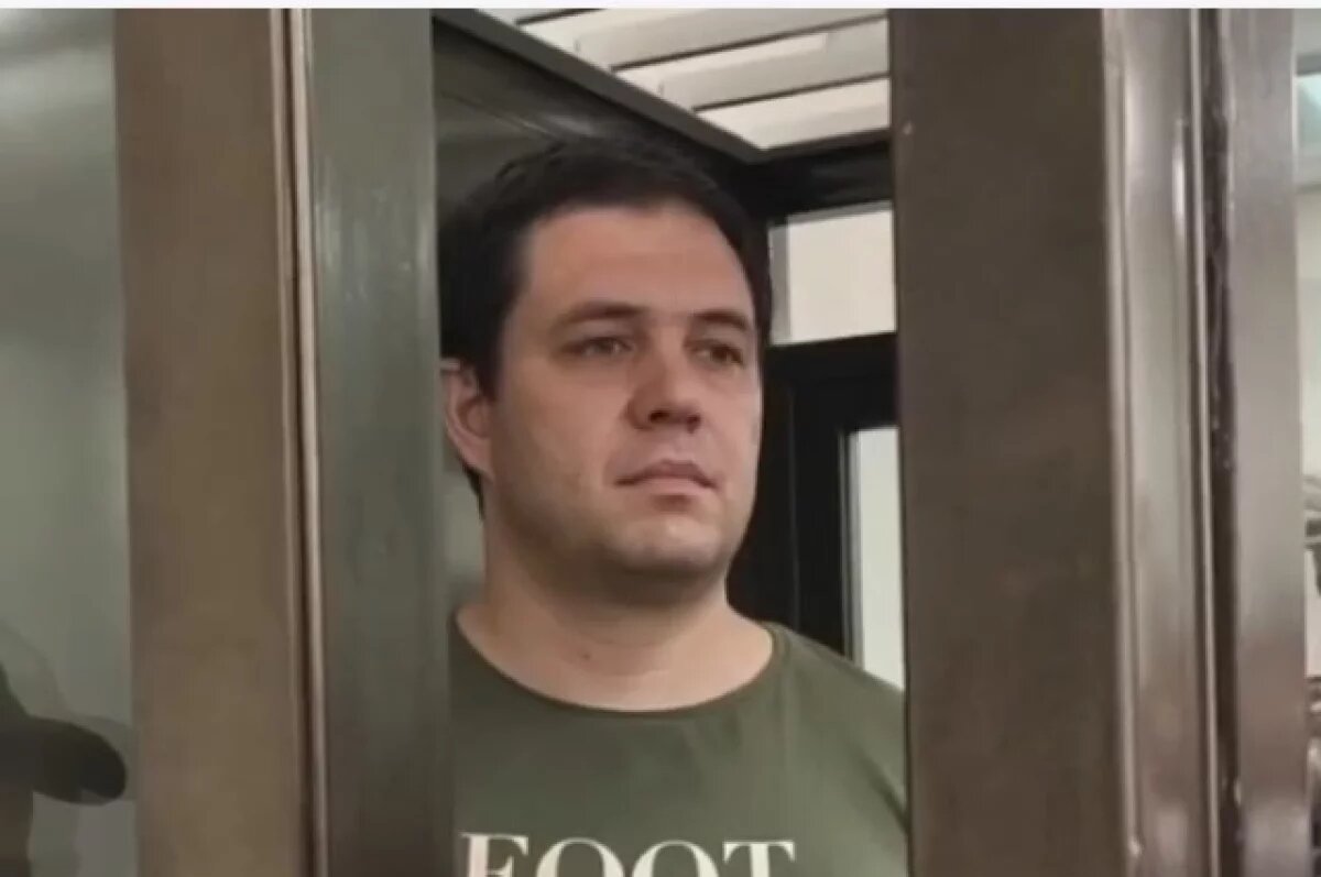    Главреда Telegram-канала Baza Трифонова арестовали на 2 месяца