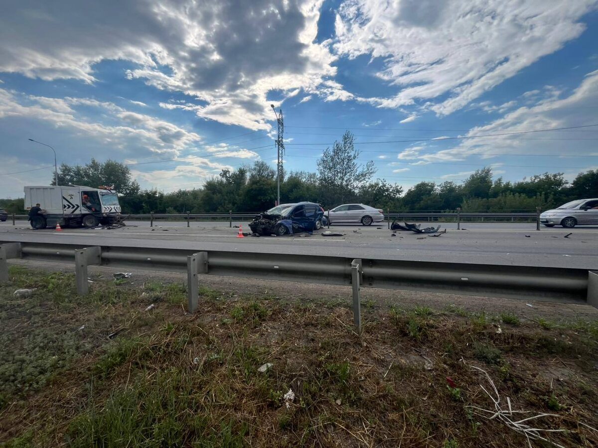     В тройном ДТП под Оренбургом пострадала женщина-водитель Оренбуржье
📷    В тройном ДТП под Оренбургом пострадала женщина-водитель Оренбуржье
