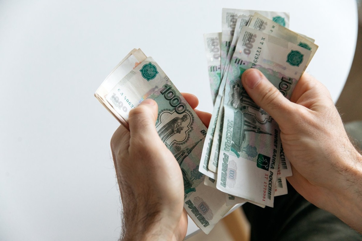    В России планируют увеличить МРОТ на 20,7%