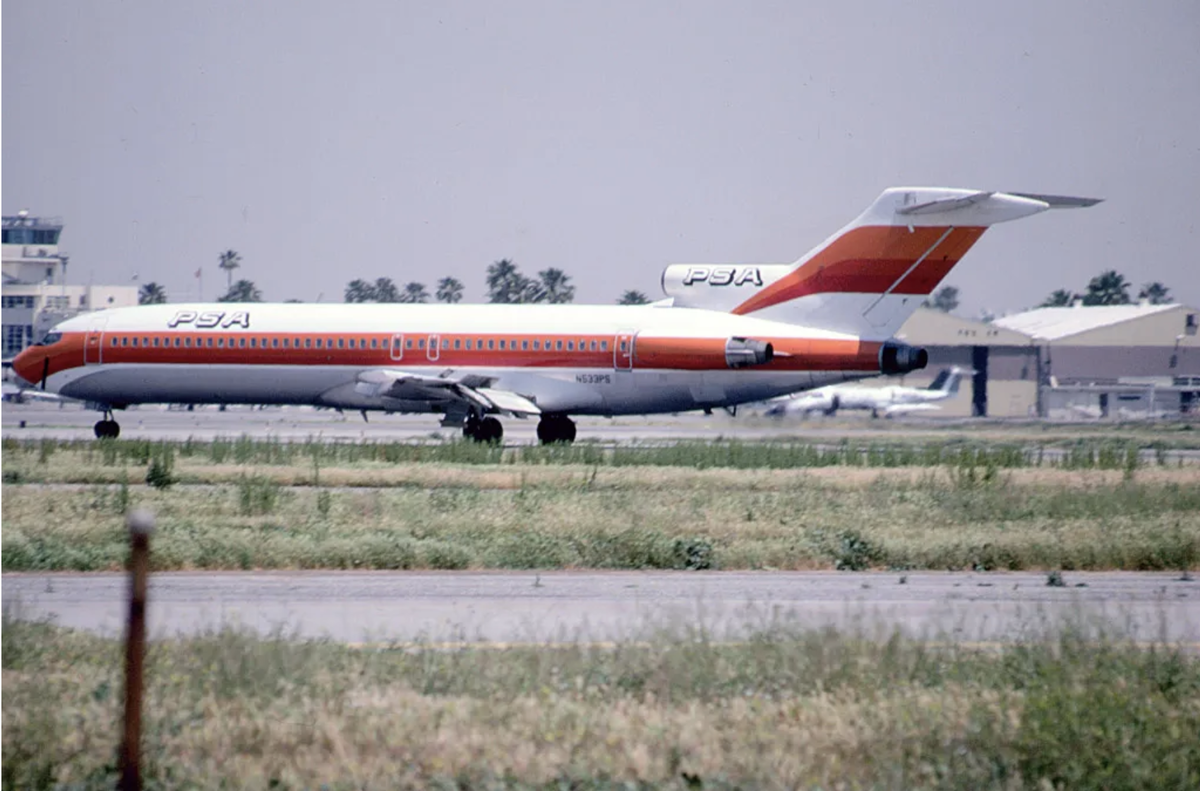 N533PS — Boeing 727, попавший в аварию. (Иэн Освальд)