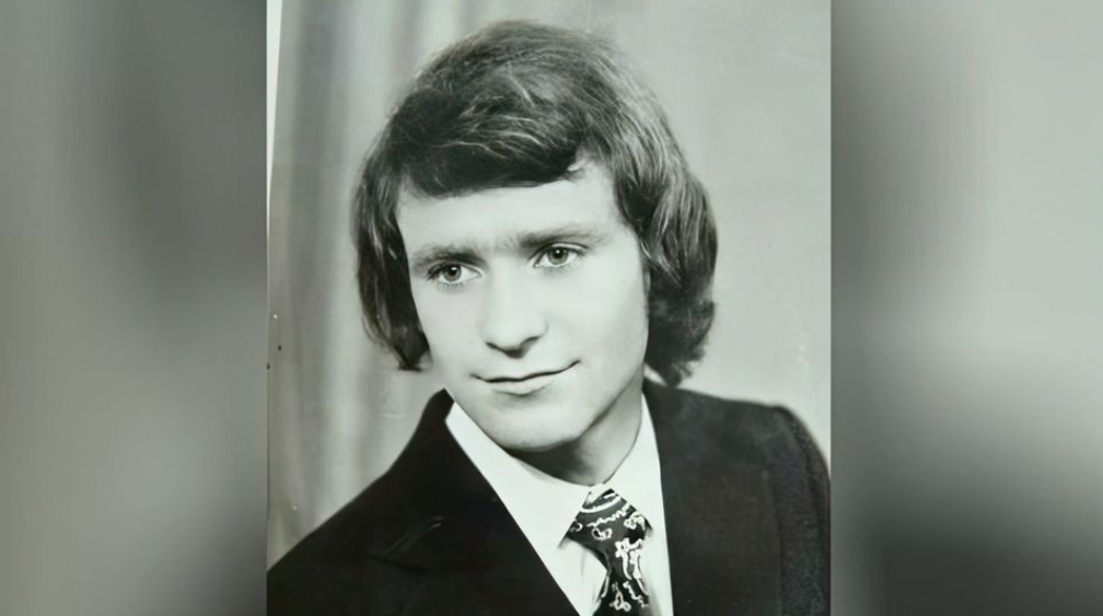 Александр Михайлов в юности