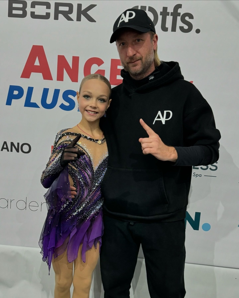 Евгений Плющенко и Елена Костылева. Фото: @angelsofplushchenko