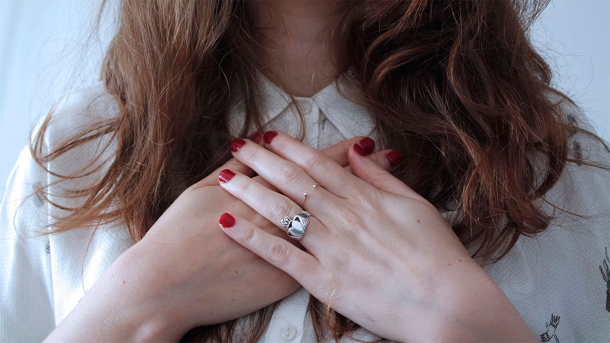 Влюблённые чувствуют друг друга на расстоянии? Фото: giulia_bertelli на Unsplash, СС0 License