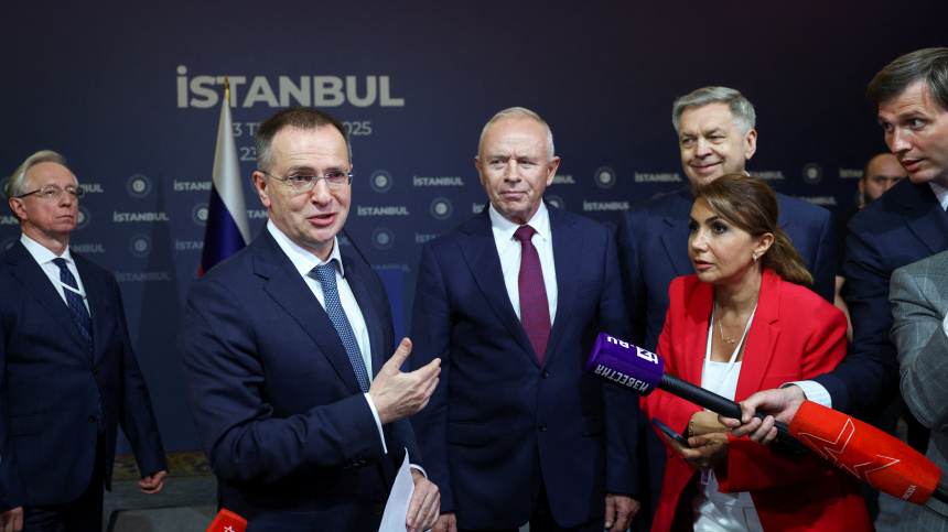    Фото: Reuters/Dilara Senkaya; 5-tv.ru