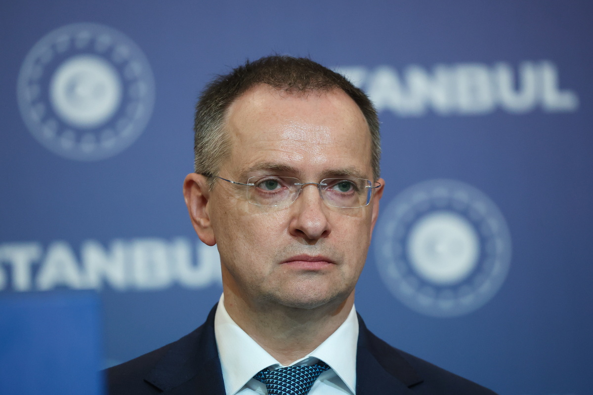    Помощник президента РФ, глава российской делегации Владимир Мединский  Александр Рюмин/ТАСС