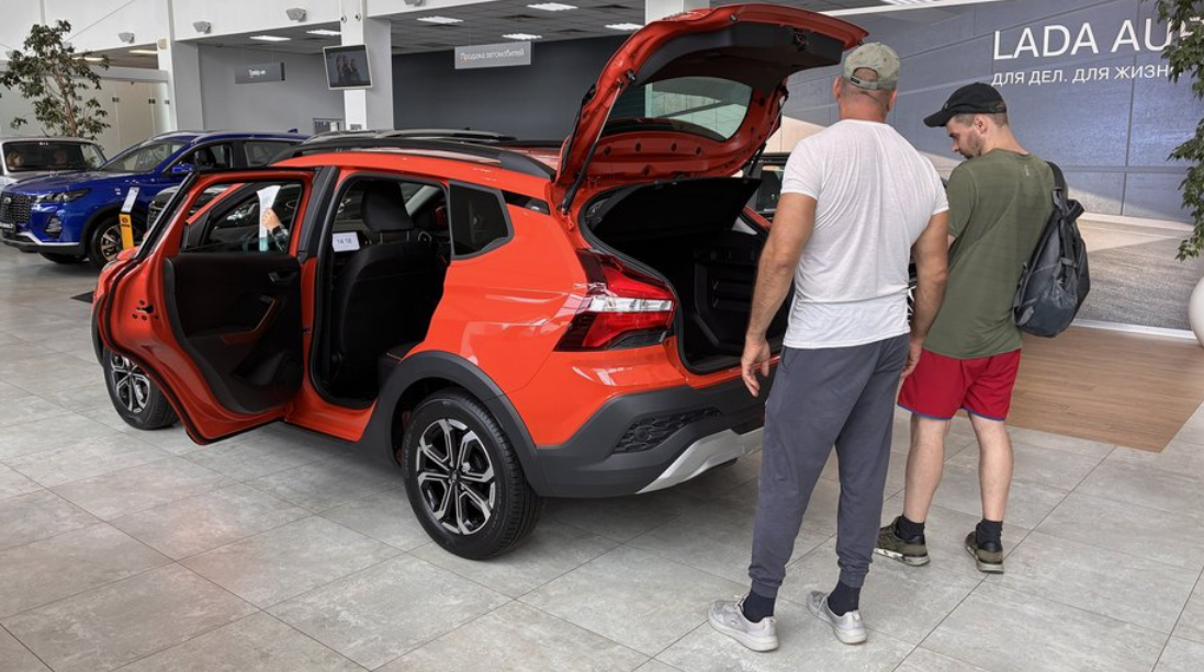 Источник изображения: https://auto.mail.ru/article/109061-v-lada-iskra-nashli-detali-renault-avtovaz-vse-razyasnil/