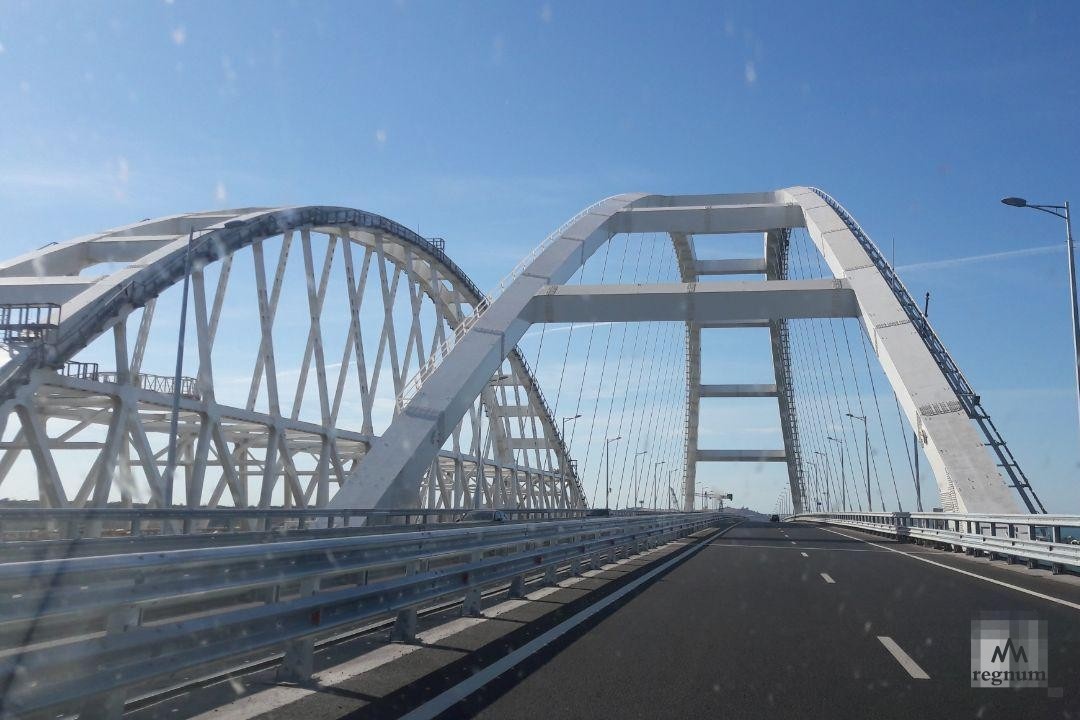   Крымский мост / Источник: (c) ИА REGNUM