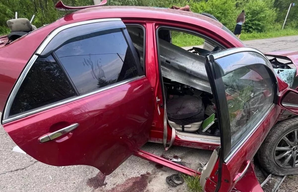    17-летняя хабаровчанка пьяной села за руль и покалечила однокурсницу