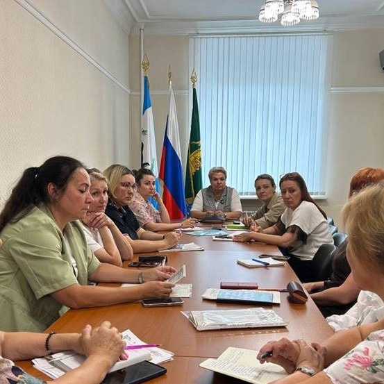 Такие уроки преподают в российских школах с 2024-2025 учебного года, программа рассчитана на учащихся 5-9 классов. Темы коснулись на заседании в мэрии 22 июля.