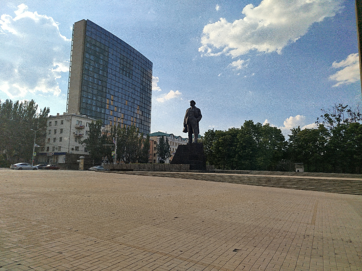 Площадь имени Ленина в Донецке.