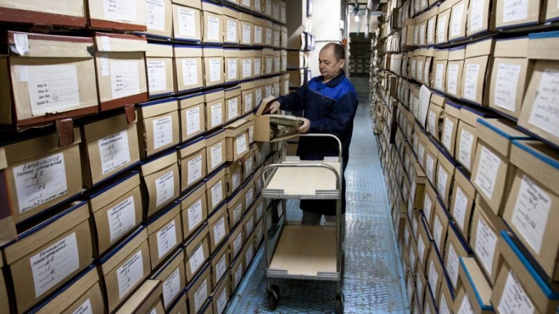     В архиве Алтайского края Анна Зайкова