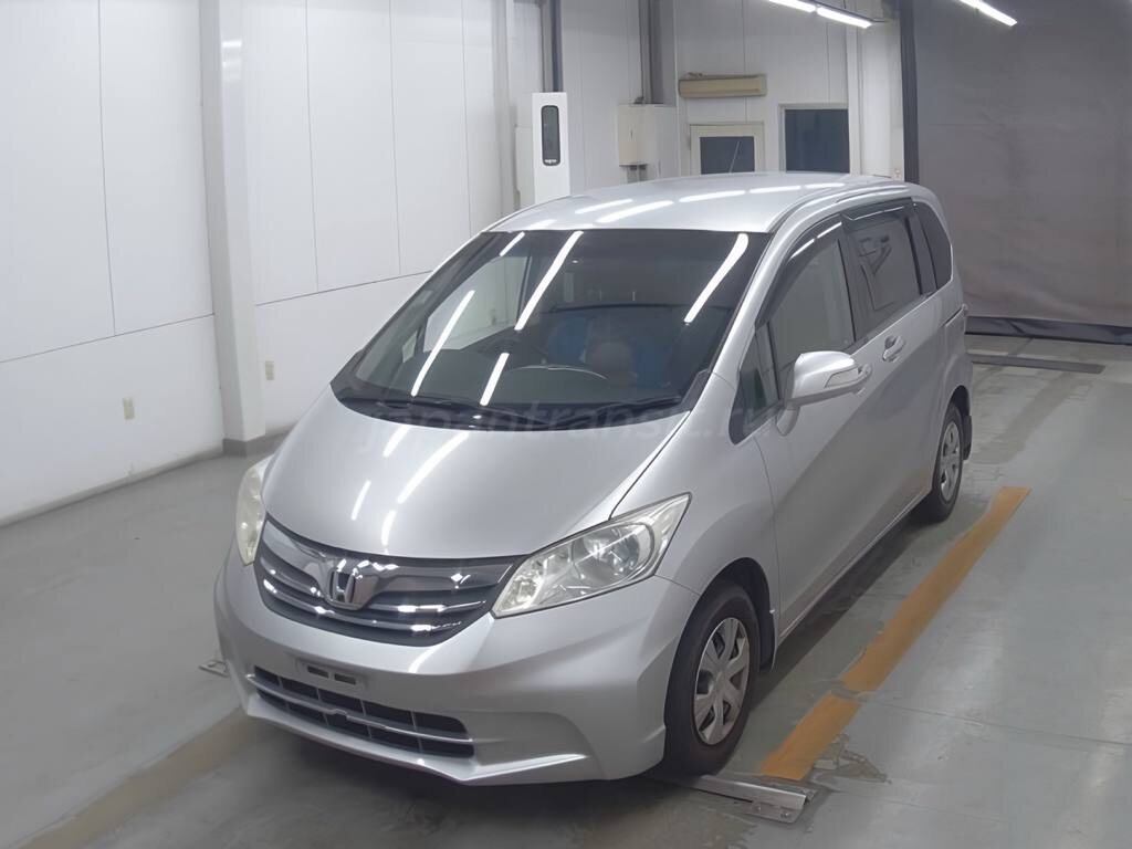 Honda Freed. Источник: скриншот из Телеграмм канала "Япония Транзит"