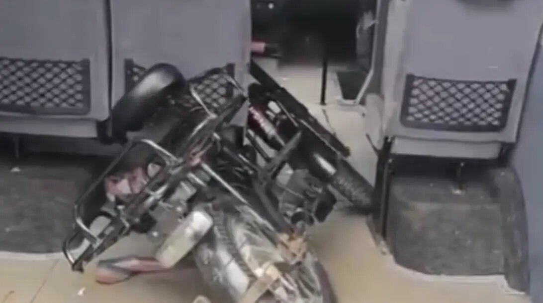    Фото: скрин видео ГУ МВД по Петербургу и Ленобласти