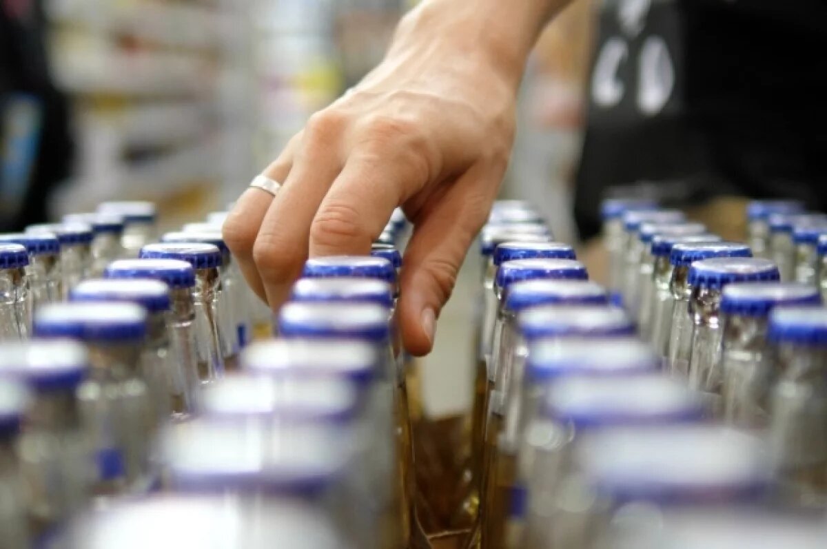    В Уфе продавец «Красное и Белое» получил тяжёлую травму от покупателя