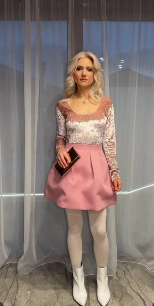 Ирина восхищает поклонников кукольной внешностью