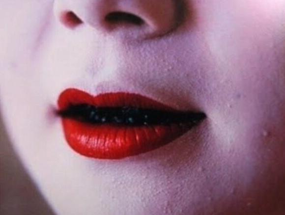 Чёрные зубы — это не модно, это опасно!