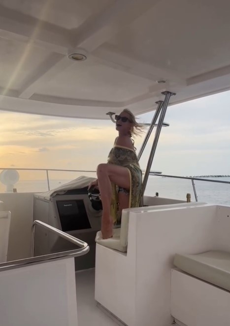 Анастасия Волочкова. Фото: соцсети/@volochkova_art