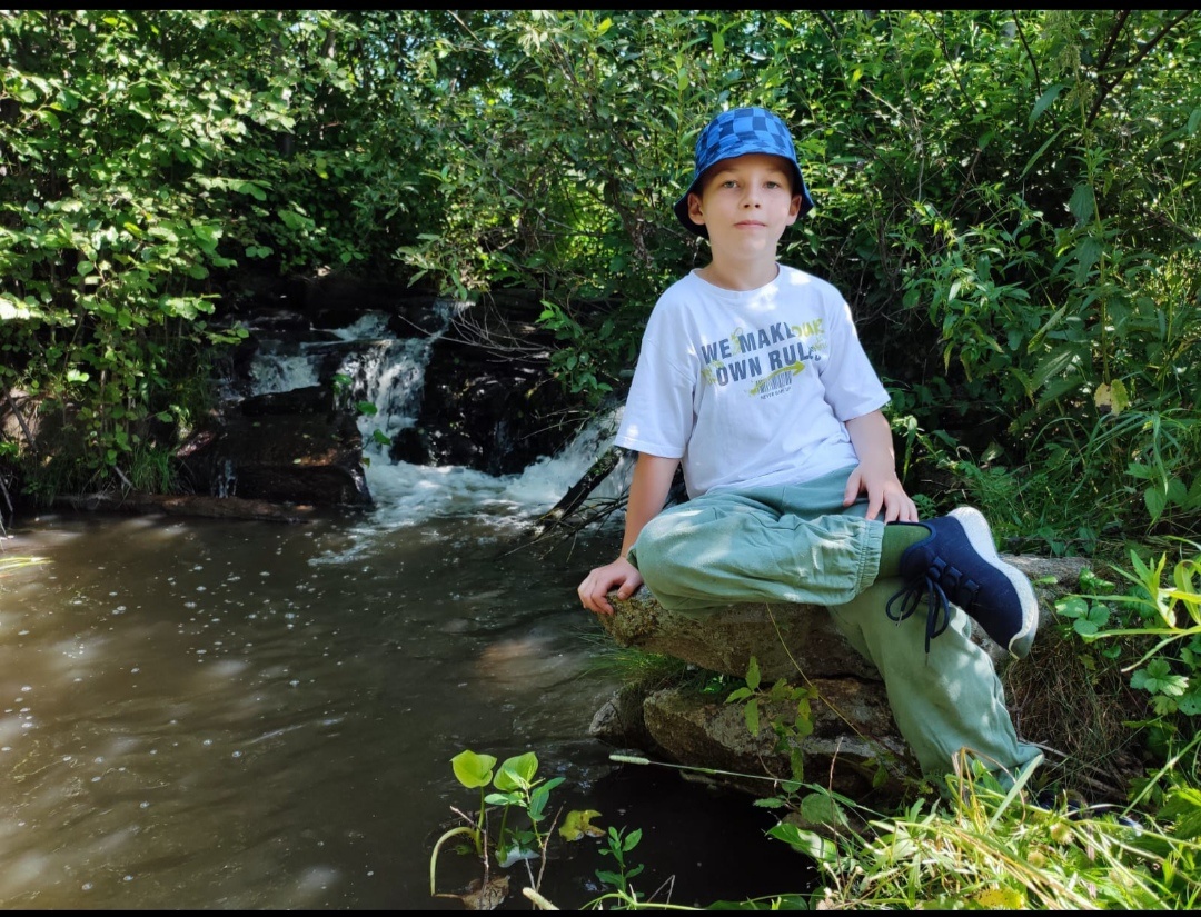 Водопад в деревне Корнилова.