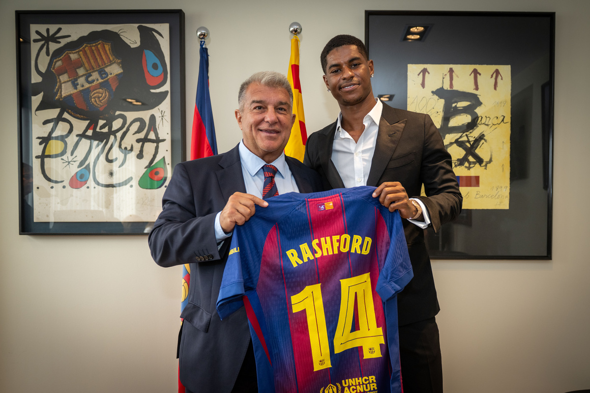 Источник: https://www.fcbarcelona.fr/fr/football/equipe-premiere/actualites/4321418/marcus-rashford-portera-le-numero-14-du-fc-barcelone
