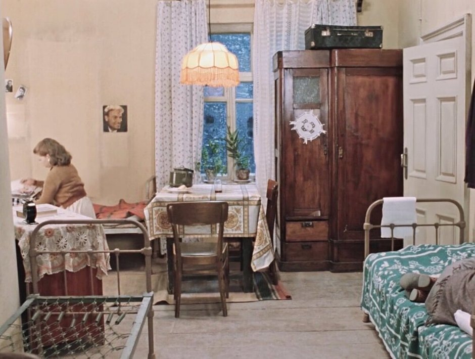  📷Кадр из фильма «Москва слезам не верит», режиссер Владимир Меньшов, Мосфильм, 1979 год 