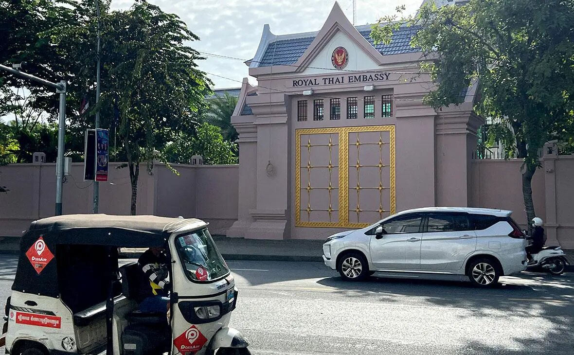    Посольство Таиланда в Пномпене, Камбоджа, 24 июля 2025 года Фото: Chantha Lach / Reuters Павел Евсеев