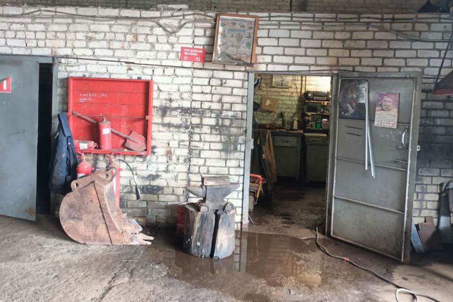 Такие "условия труда" предлагаются работникам государственного бюджетного учреждения "Смоленскавтодор"