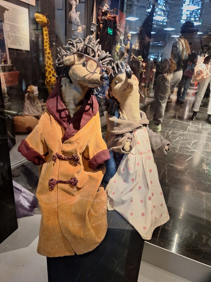 Коллекция музея очень интересная. Есть куклы разных стран и эпох.