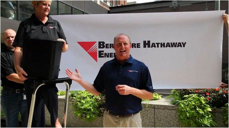 Грег Абель возглавляет подразделения Berkshire, не связанные со страхованием. Berkshire Hathaway Energy